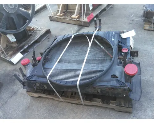 INTERNATIONAL 4300 COOLING ASSEMBLY (RAD, COND, ATAAC)