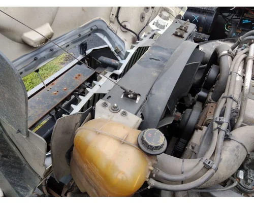 INTERNATIONAL 4300 COOLING ASSEMBLY (RAD, COND, ATAAC)