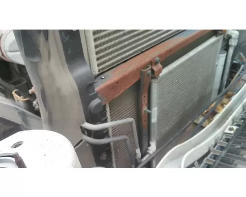 INTERNATIONAL 4300 COOLING ASSEMBLY (RAD, COND, ATAAC)