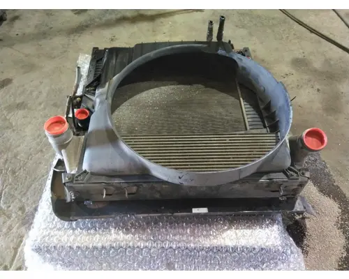 INTERNATIONAL 4300 COOLING ASSEMBLY (RAD, COND, ATAAC)