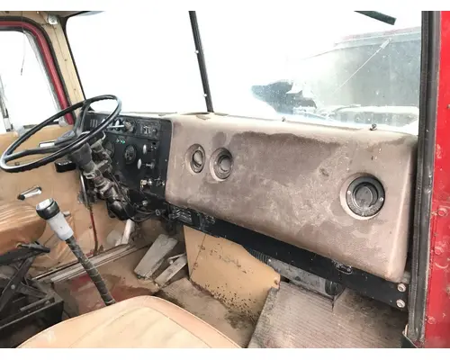 INTERNATIONAL 4300 Cab Assembly