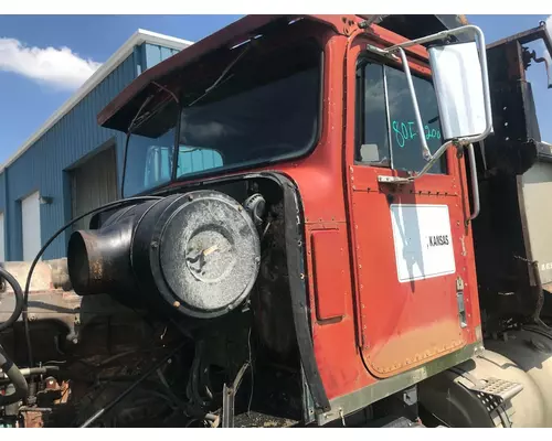 INTERNATIONAL 4300 Cab Assembly