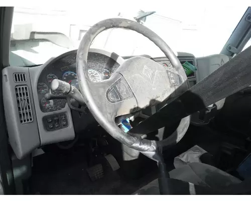 INTERNATIONAL 4300 Cab Clip