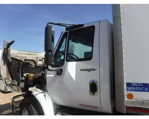 INTERNATIONAL 4300 Cab Clip