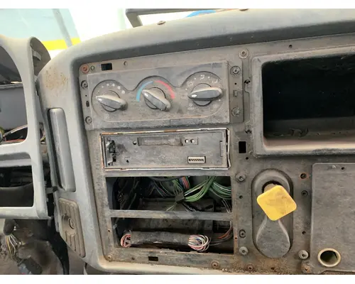 INTERNATIONAL 4300 Cab Mount