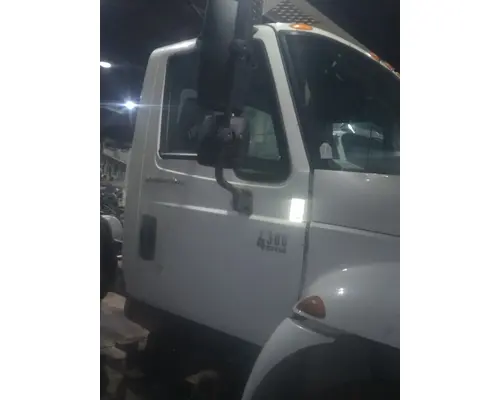 INTERNATIONAL 4300 Cab Mount