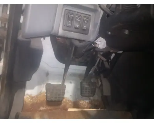 INTERNATIONAL 4300 Cab Mount