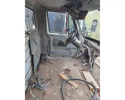 INTERNATIONAL 4300 Cab Mount