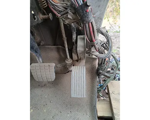 INTERNATIONAL 4300 Cab Mount