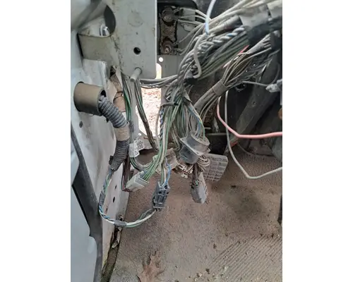 INTERNATIONAL 4300 Cab Mount