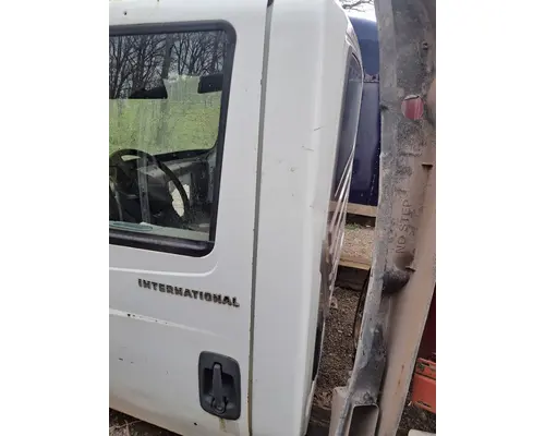 INTERNATIONAL 4300 Cab Mount