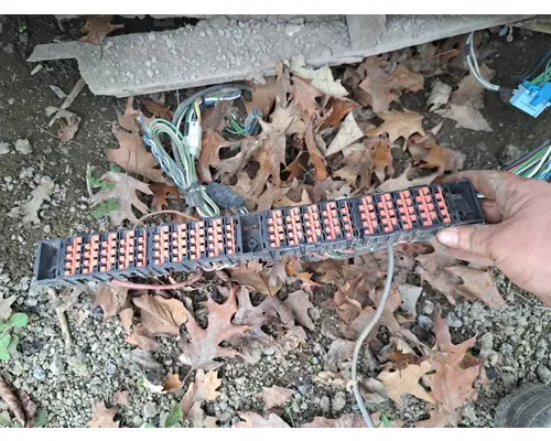 INTERNATIONAL 4300 Cab Mount