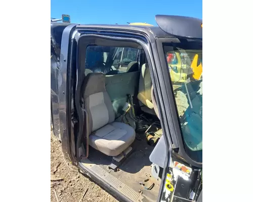 INTERNATIONAL 4300 Cab Mount