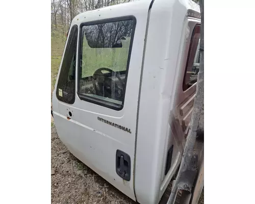 INTERNATIONAL 4300 Cab or Cab Mount