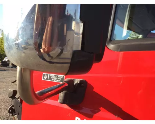 INTERNATIONAL 4300 Cab