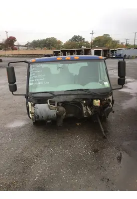 INTERNATIONAL 4300 Cab