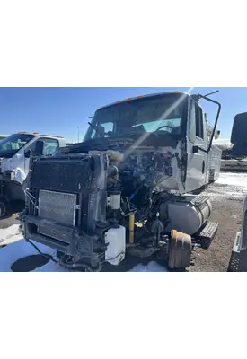 INTERNATIONAL 4300 Cab
