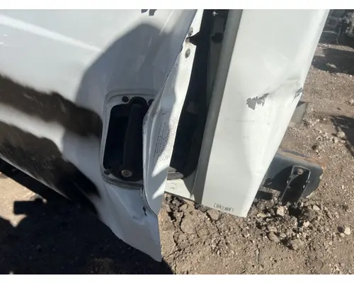 INTERNATIONAL 4300 Cab