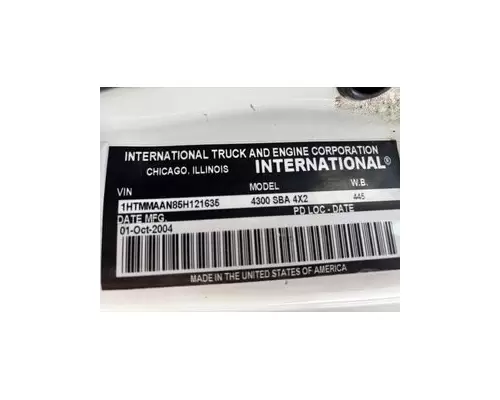 INTERNATIONAL 4300 Cab
