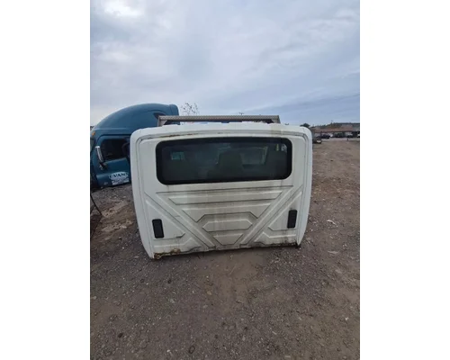 INTERNATIONAL 4300 Cab