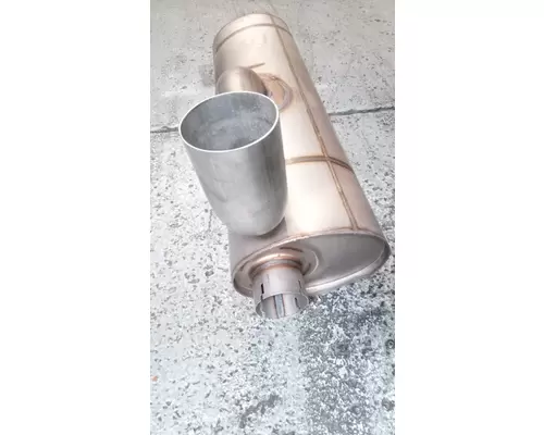 INTERNATIONAL 4300 Catalytic Converter