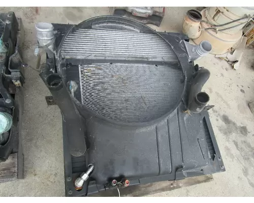 INTERNATIONAL 4300 Charge Air Cooler (ATAAC)