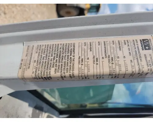 INTERNATIONAL 4300 Complete Vehicle