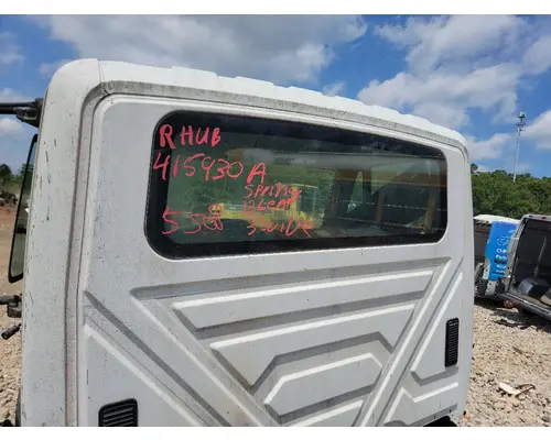 INTERNATIONAL 4300 Complete Vehicle