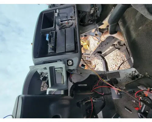 INTERNATIONAL 4300 Complete Vehicle