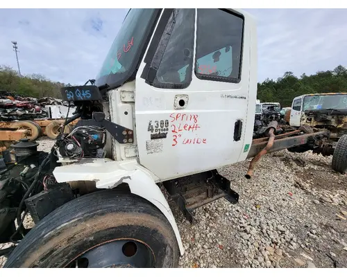 INTERNATIONAL 4300 Complete Vehicle