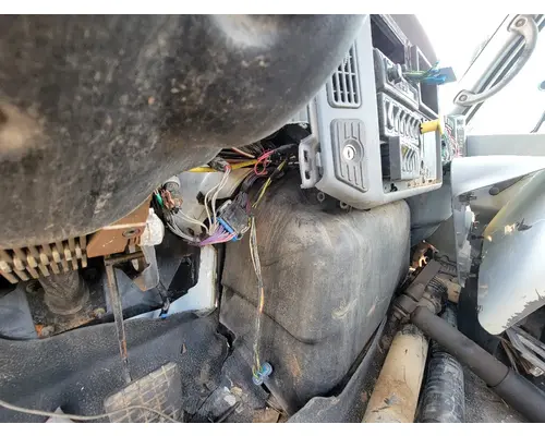 INTERNATIONAL 4300 Complete Vehicle