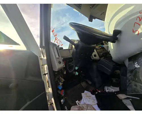 INTERNATIONAL 4300 Complete Vehicle
