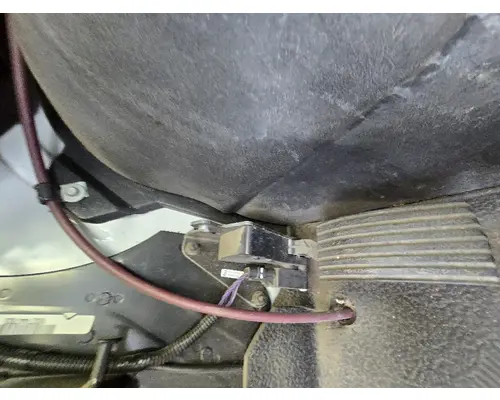 INTERNATIONAL 4300 Complete Vehicle