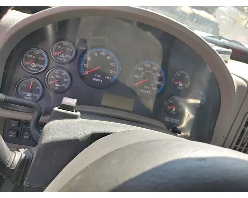 INTERNATIONAL 4300 Complete Vehicle