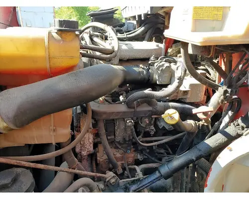 INTERNATIONAL 4300 Complete Vehicle