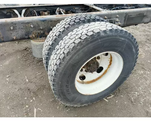 INTERNATIONAL 4300 Complete Vehicle