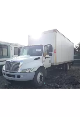 INTERNATIONAL 4300 Complete Vehicle