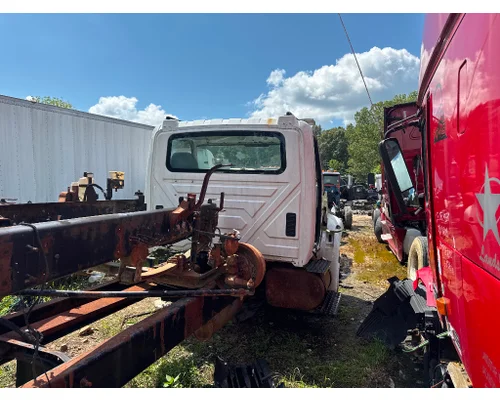 INTERNATIONAL 4300 Complete Vehicle