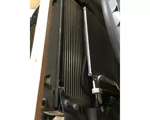 INTERNATIONAL 4300 Cooling Assy. (Rad., Cond., ATAAC)