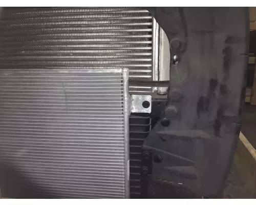 INTERNATIONAL 4300 Cooling Assy. (Rad., Cond., ATAAC)