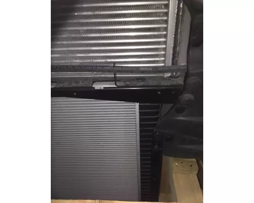 INTERNATIONAL 4300 Cooling Assy. (Rad., Cond., ATAAC)