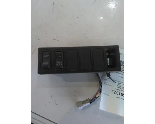 INTERNATIONAL 4300 DASH PANEL