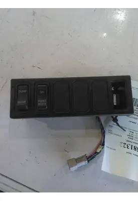 INTERNATIONAL 4300 DASH PANEL
