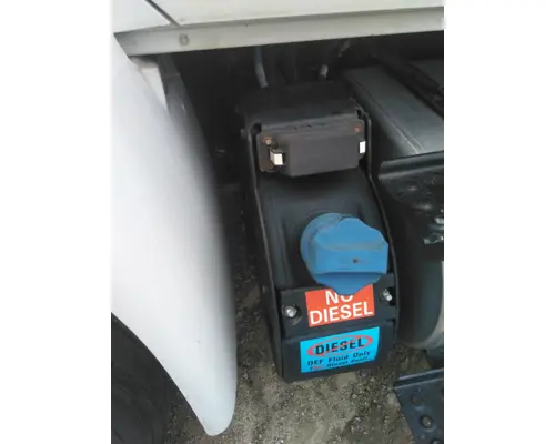 INTERNATIONAL 4300 DEF TANK