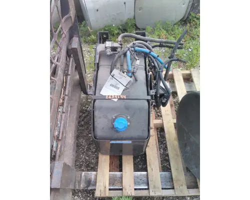 INTERNATIONAL 4300 DEF TANK