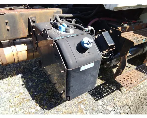 INTERNATIONAL 4300 DEF TANK