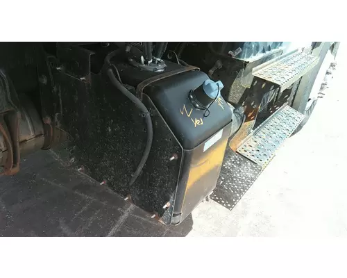INTERNATIONAL 4300 DEF TANK