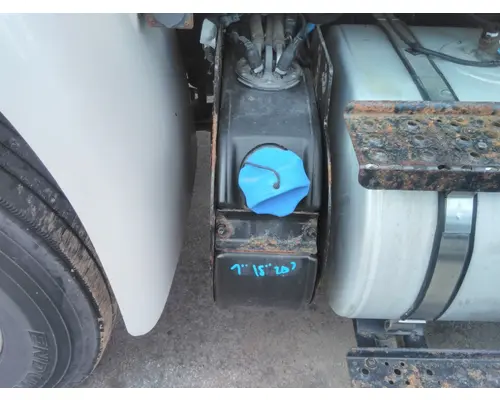 INTERNATIONAL 4300 DEF TANK