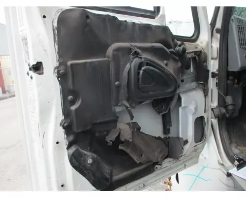 INTERNATIONAL 4300 DOOR ASSEMBLY, FRONT