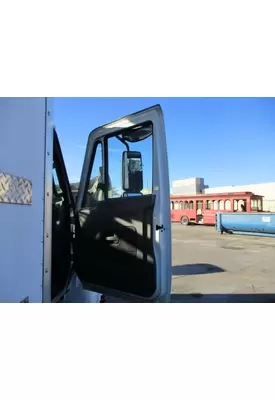 INTERNATIONAL 4300 DOOR ASSEMBLY, FRONT